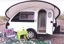 Da Sharon ble pensjonist, kjøpte hun seg en minicampingvogn. Se bildene fra innsiden